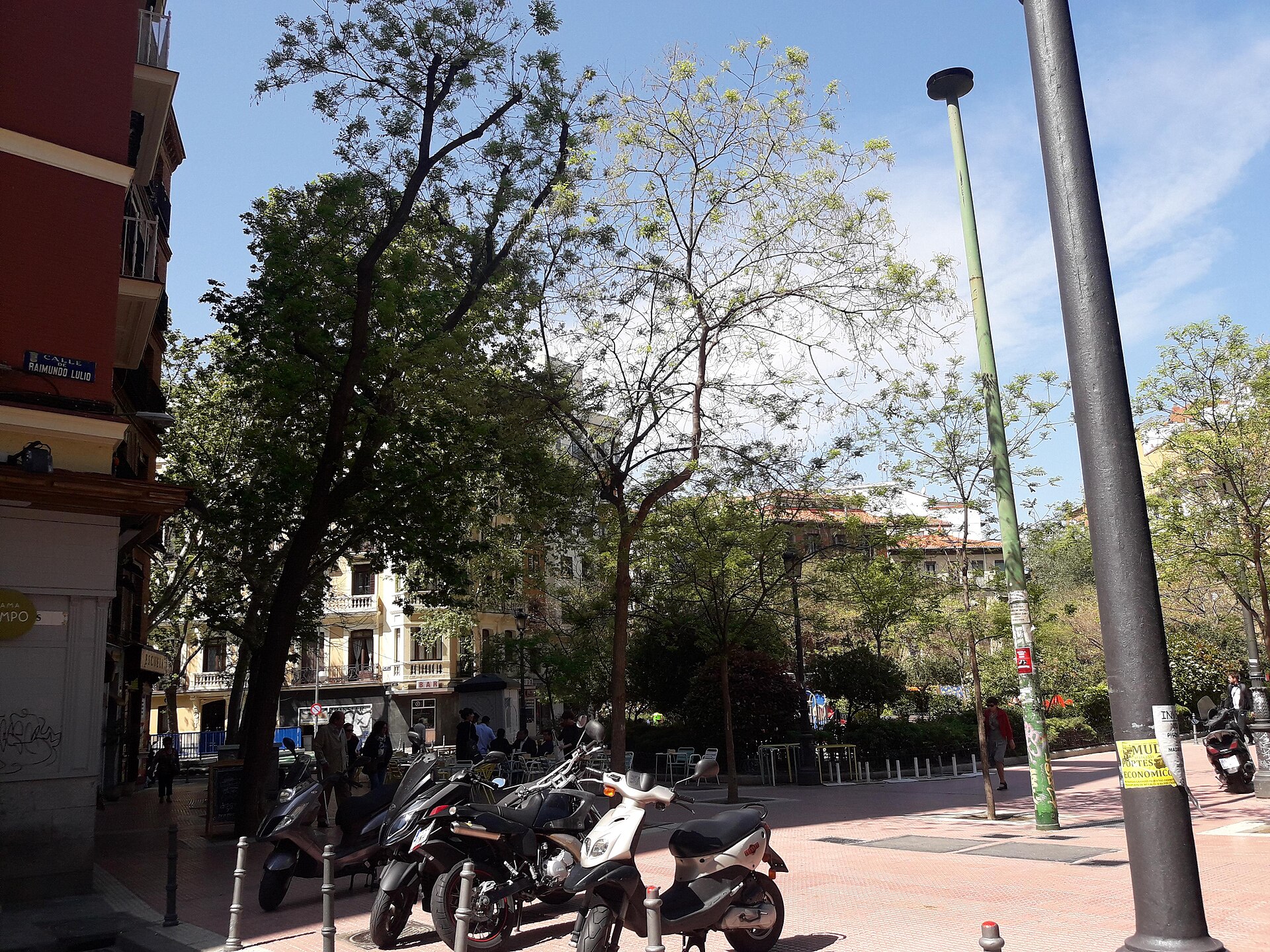 The streets around Plaza de Olavide, 2018.