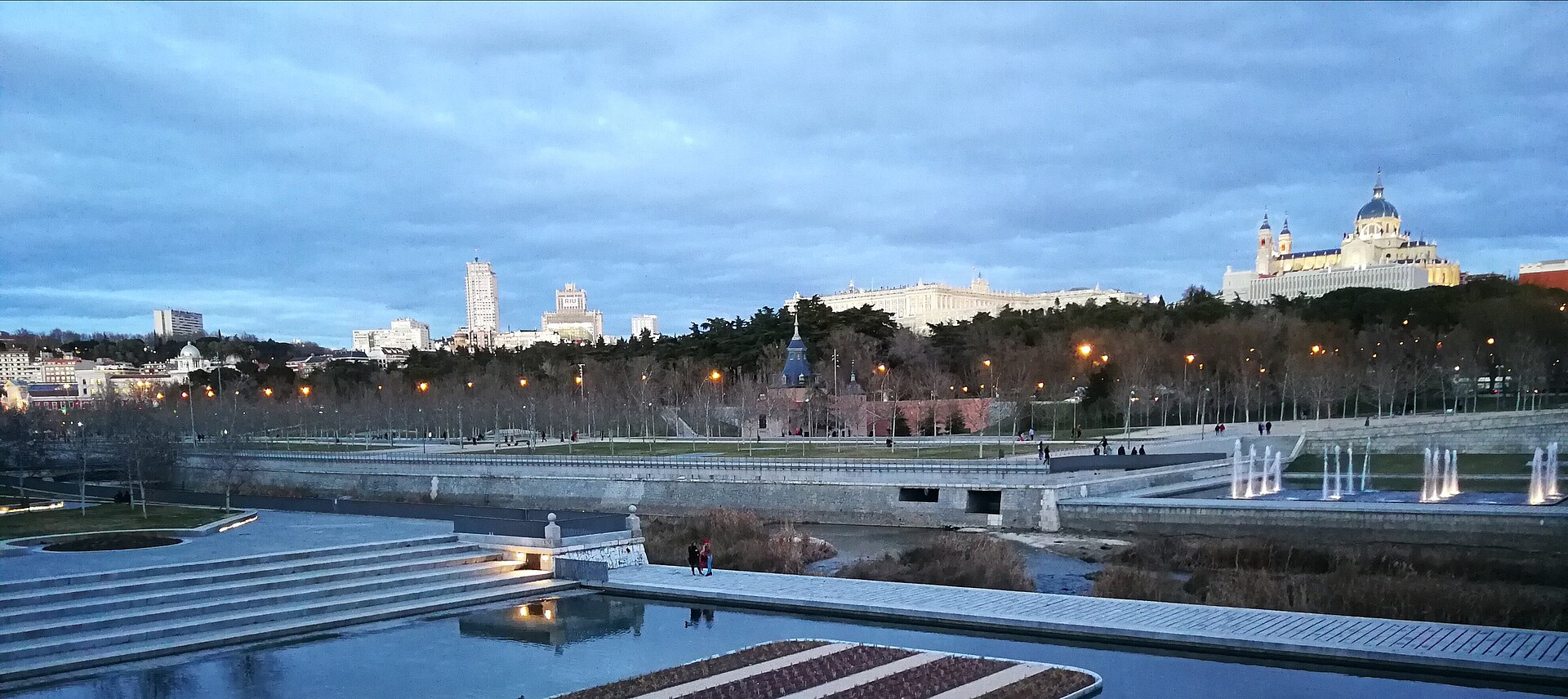 Madrid Río from Puente de Segovia, at the north end of Imperial, 2018.